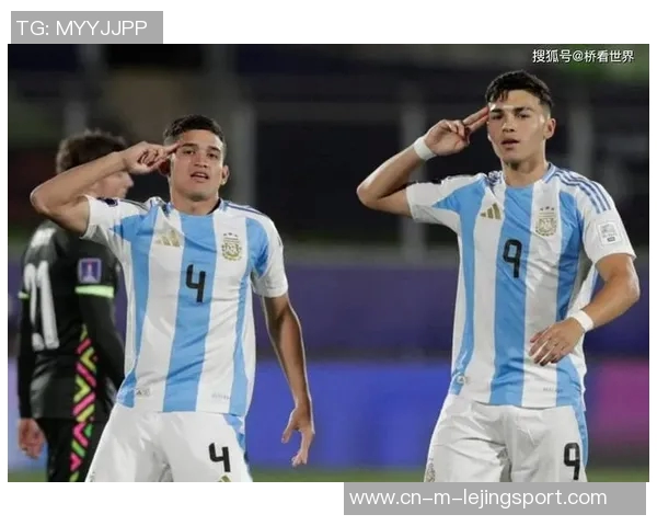 阿根廷足球惨败河床两场三红国脚通道追打被放倒引发热议